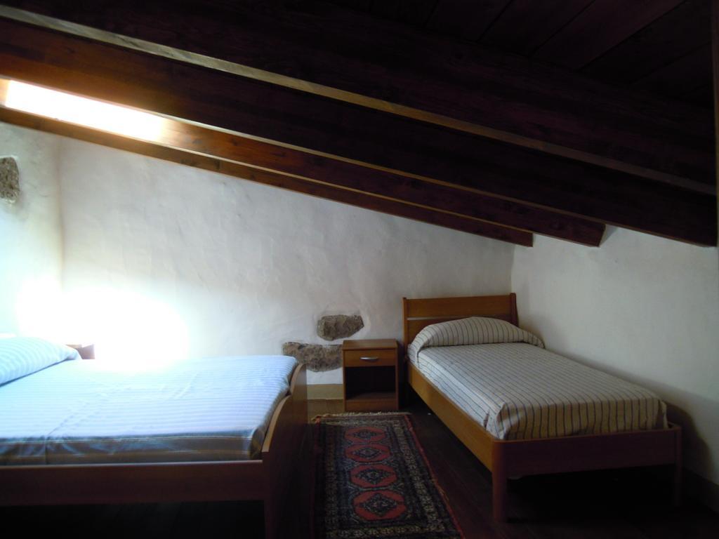 Casa Castori Acomodação com café da manhã Macomer Quarto foto